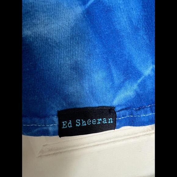 2 Ed Sheeran Shirts Men’s Small - Picture 5 of 9